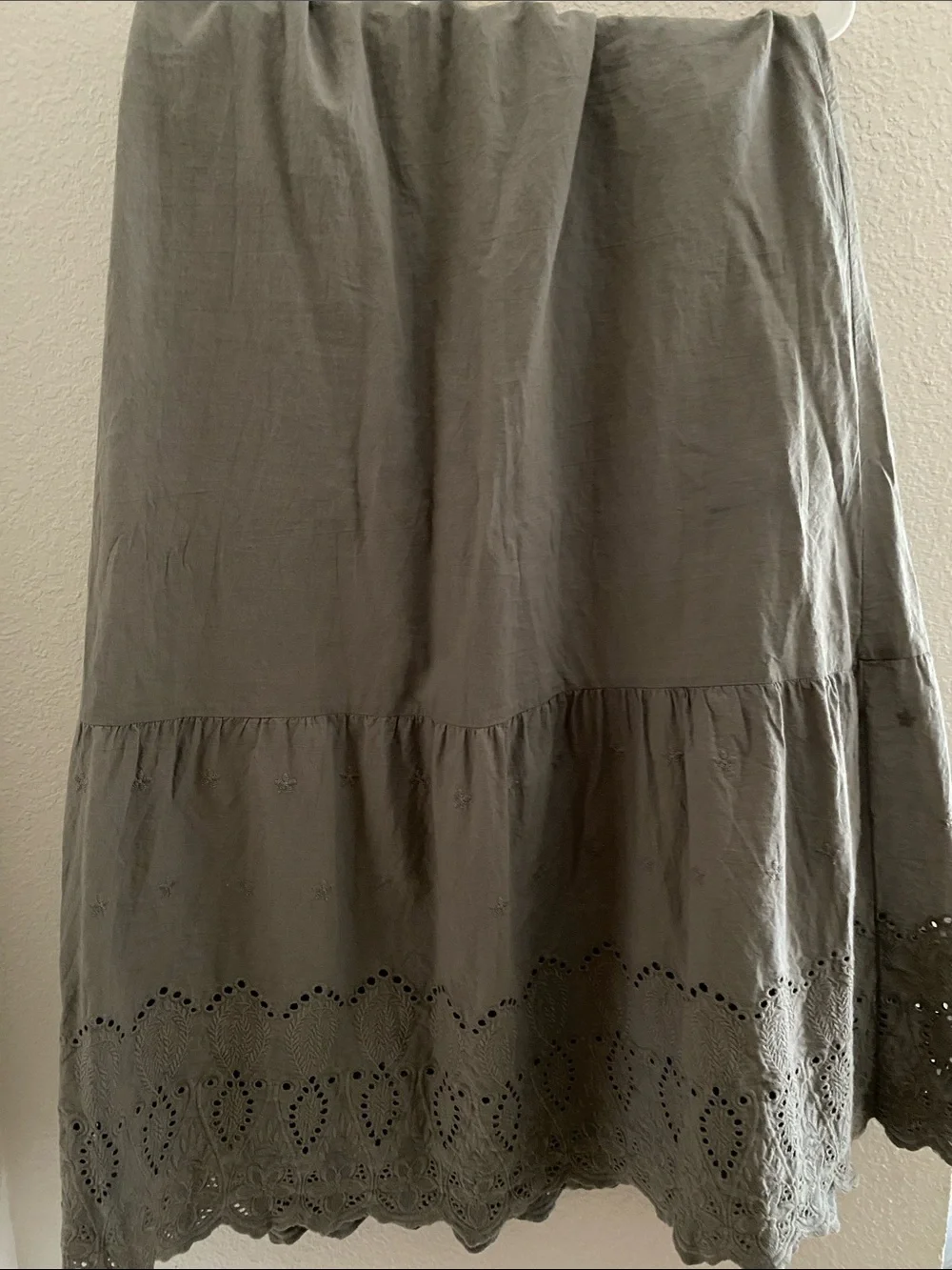 Neuflora Delphi Skirt - Dusty Sage, Size Small - Picture 2 of 7